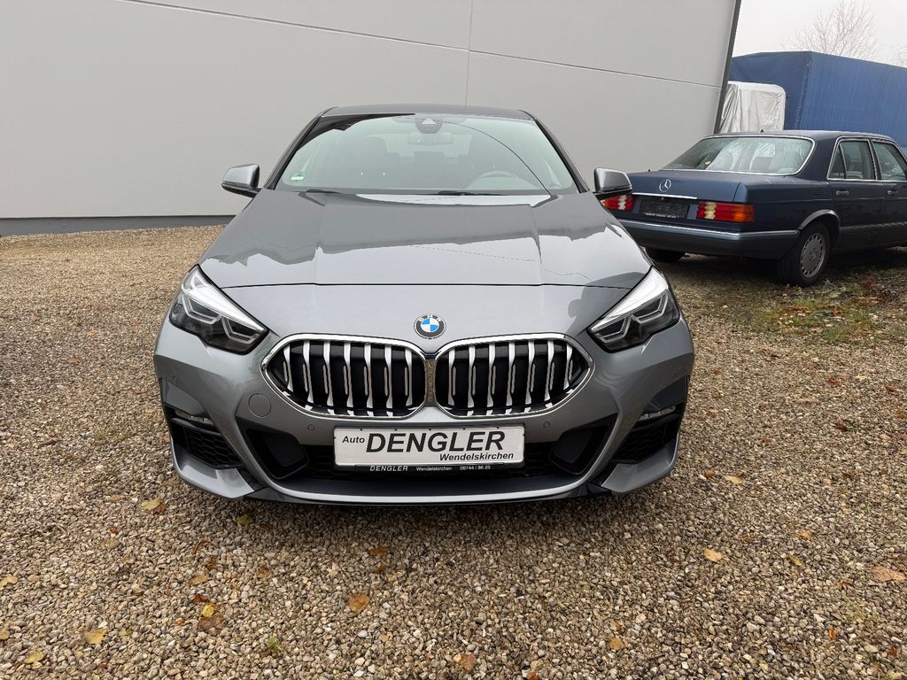 BMW 220 2023