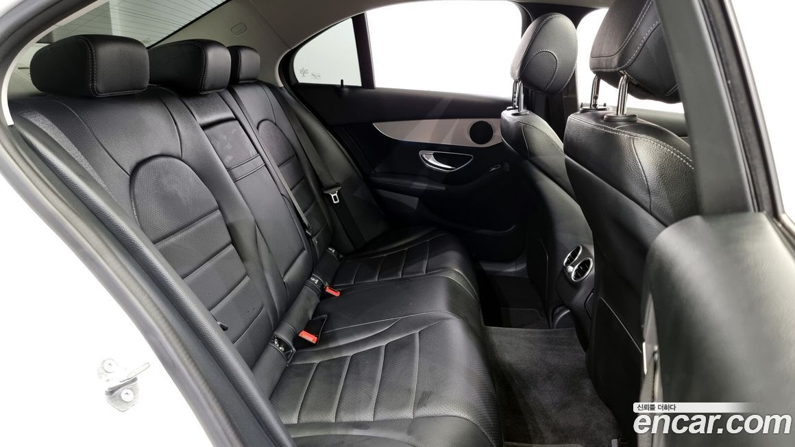 Mercedes-Benz C-Class 2017