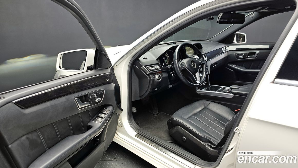 Mercedes-Benz E-Class 2014