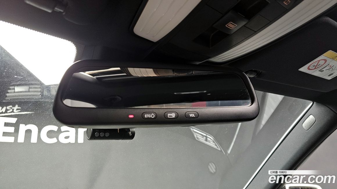 Mercedes-Benz E-Class 2014