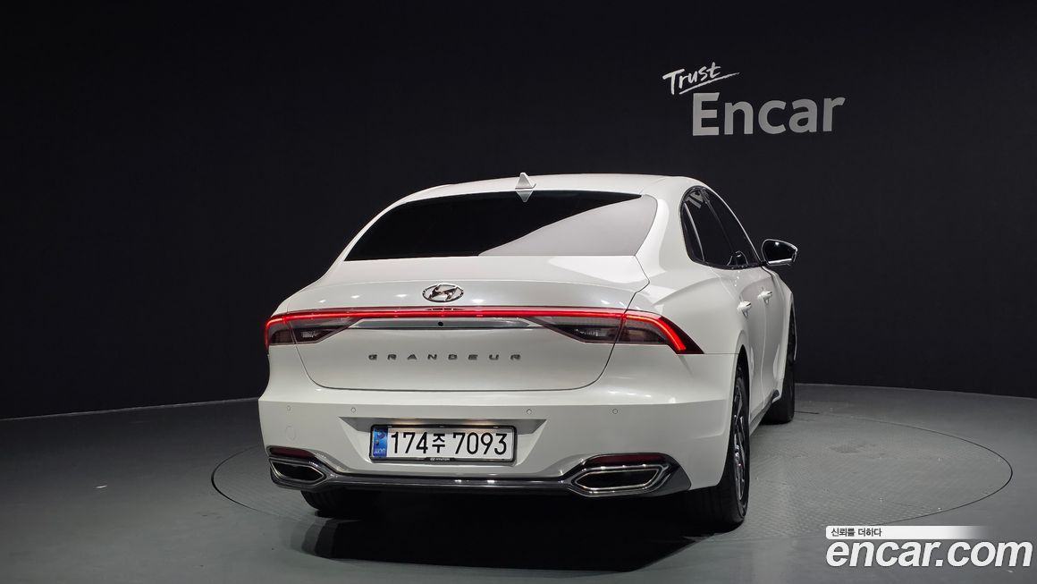 Hyundai Grandeur 2022