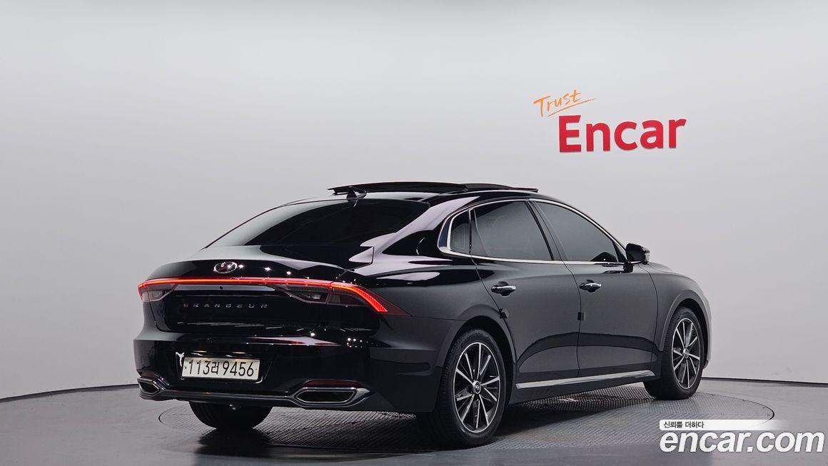 Hyundai Grandeur 2022