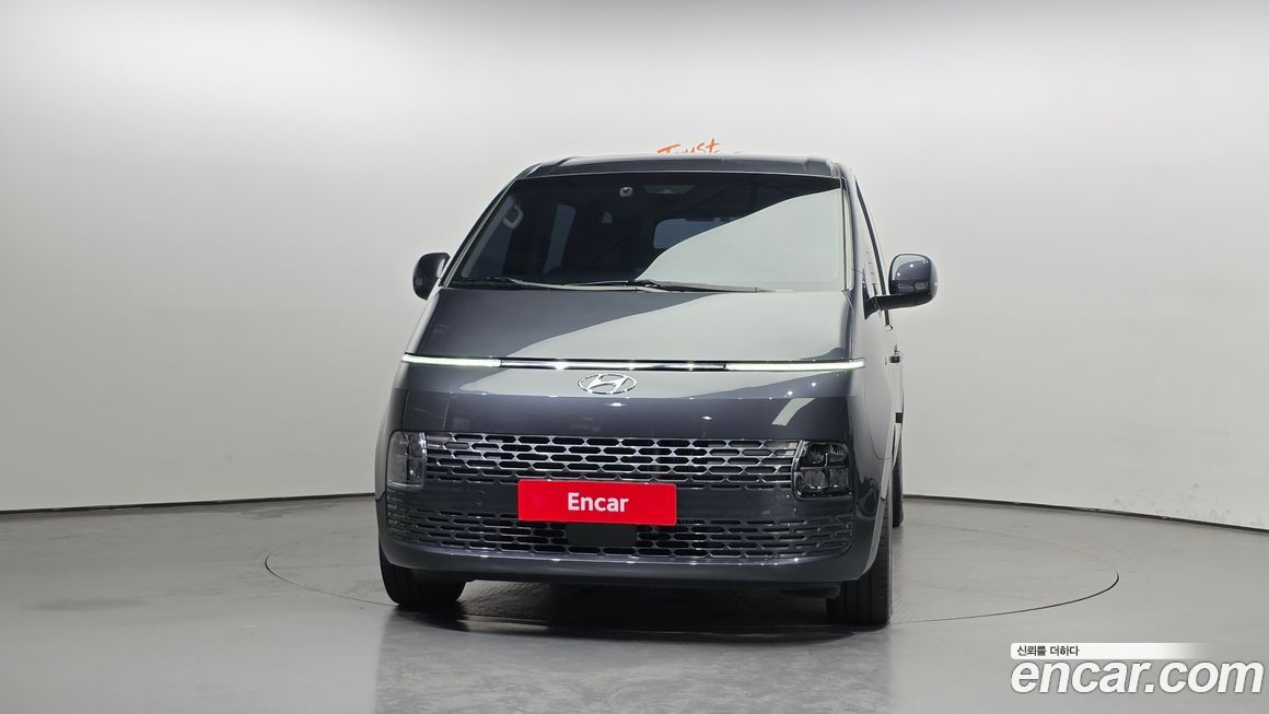 Hyundai Staria 2022