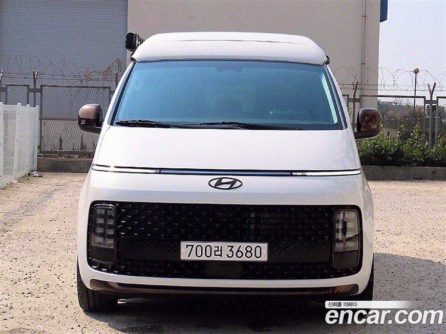 Hyundai Staria 2023