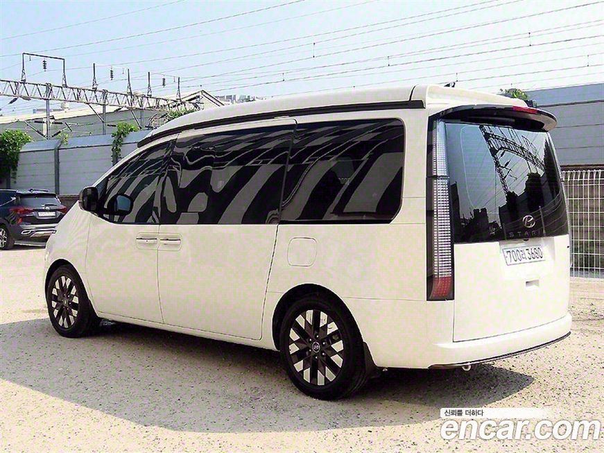 Hyundai Staria 2023