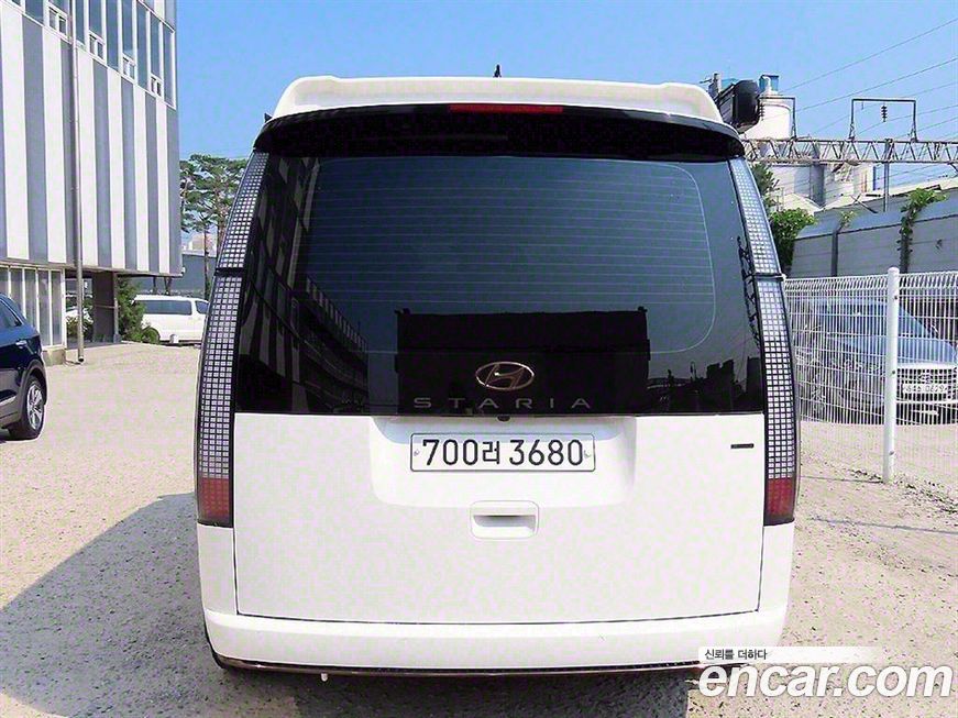 Hyundai Staria 2023