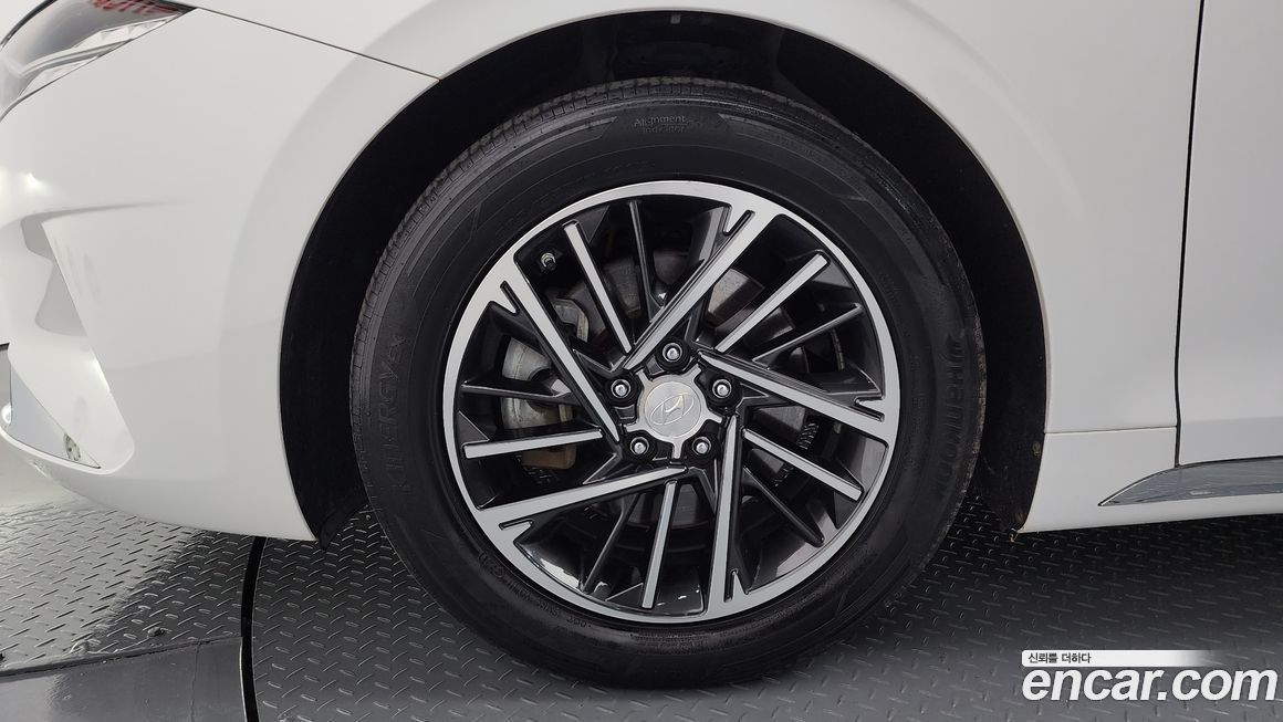 Hyundai Grandeur 2020