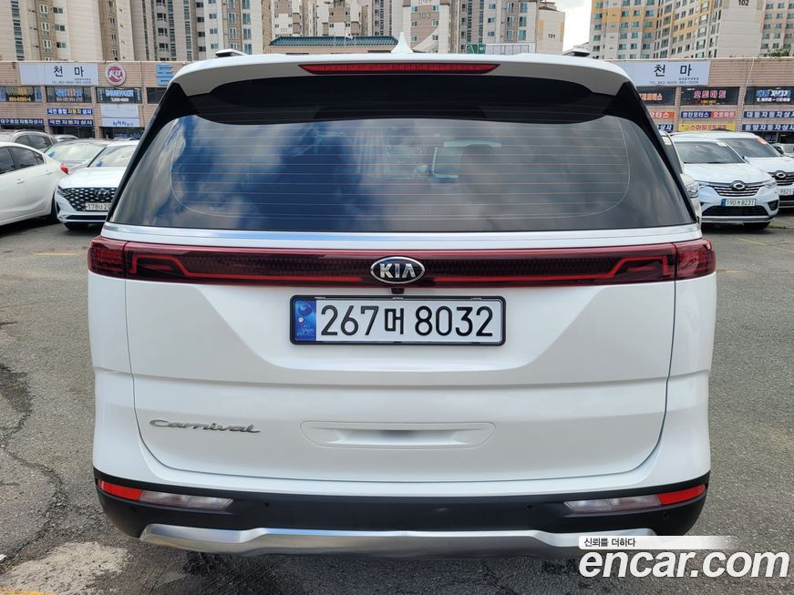 Kia Canival 2021