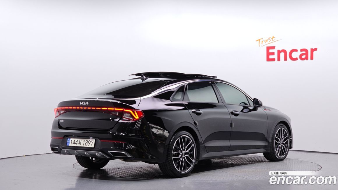 Kia K5 2023