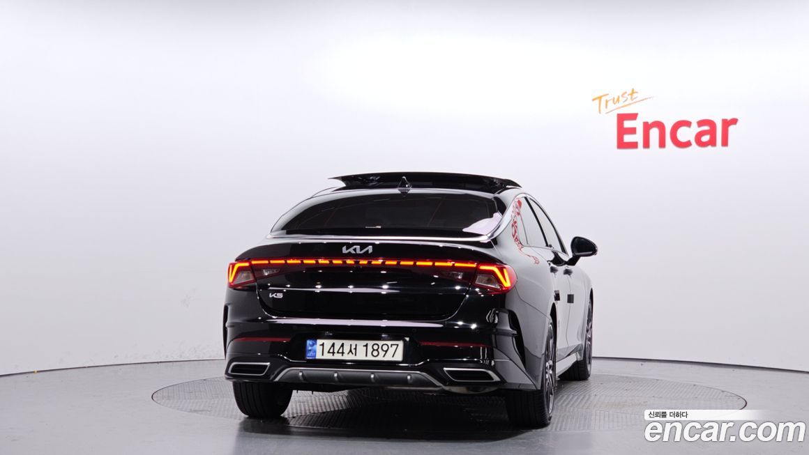 Kia K5 2023