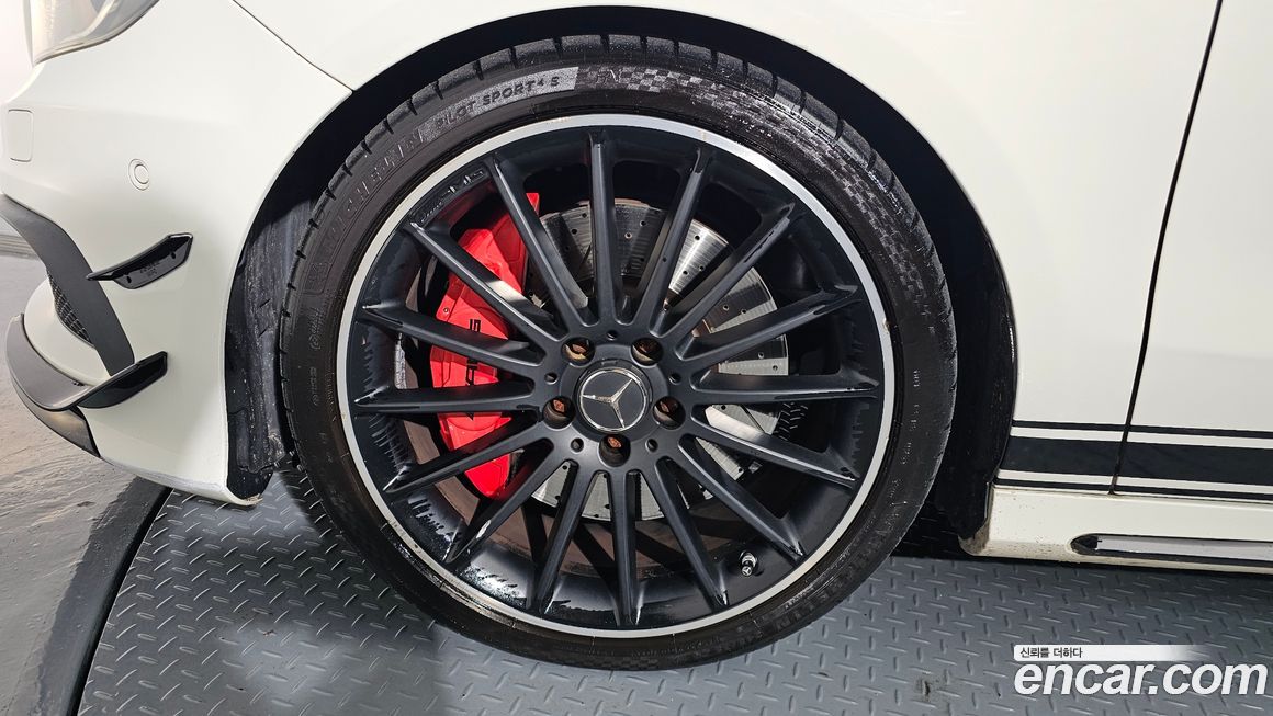 Mercedes-Benz A-Class 2015