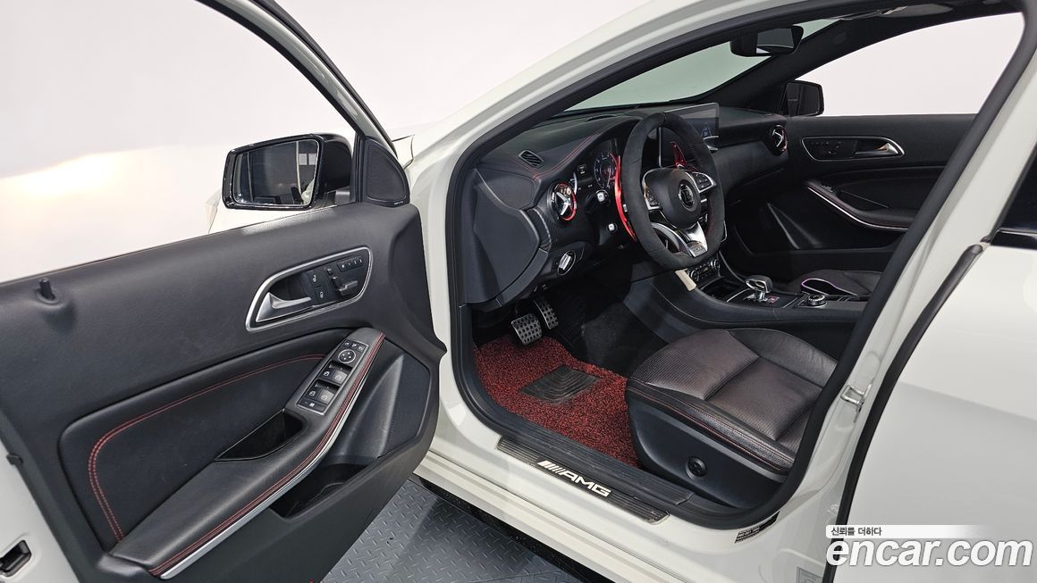 Mercedes-Benz A-Class 2015