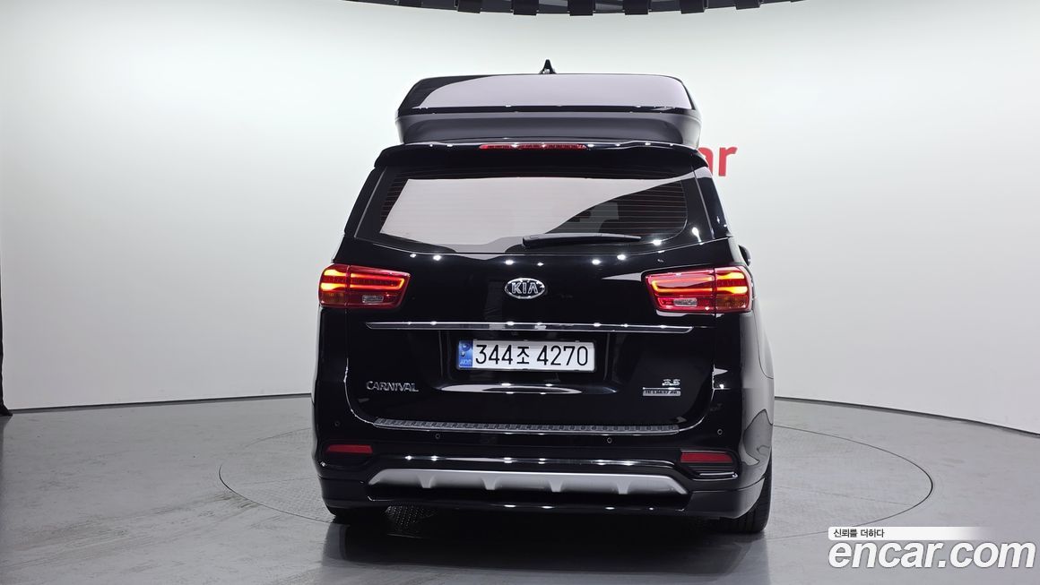 Kia Canival 2019