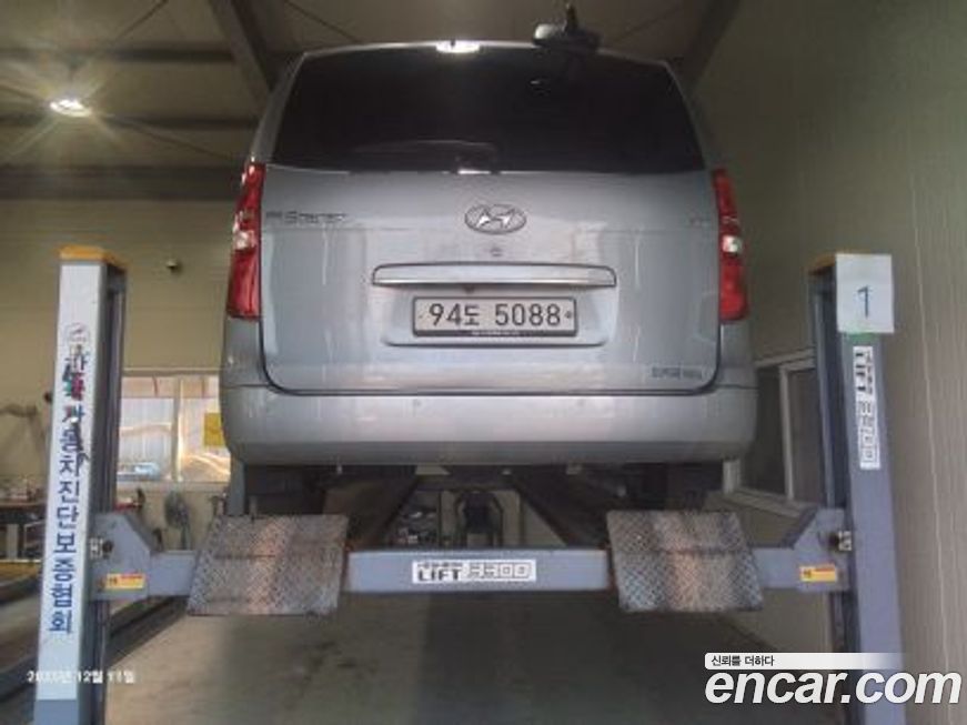 Hyundai Starex 2018