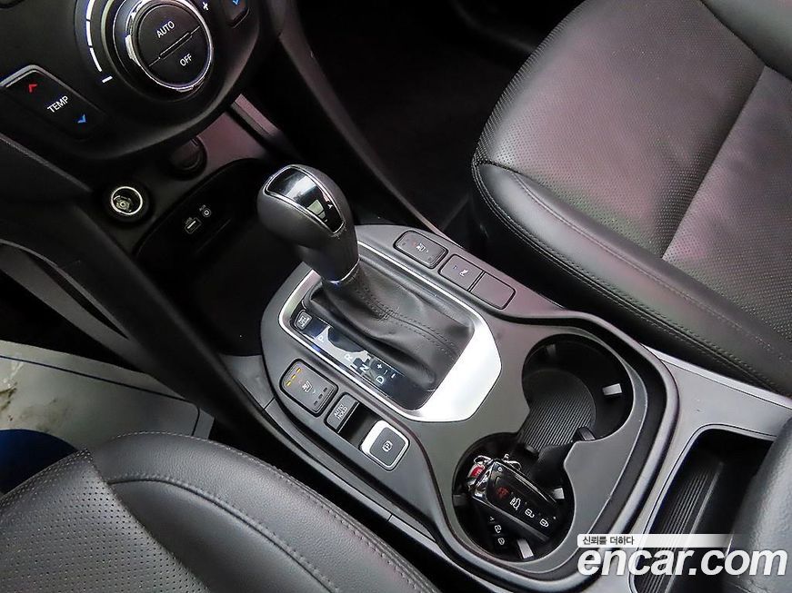 Hyundai Santafe 2016