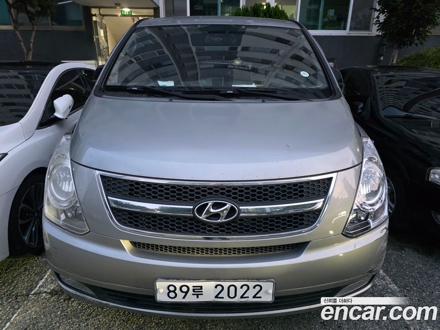 Hyundai Starex 2011