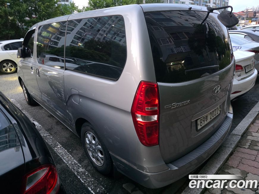 Hyundai Starex 2011