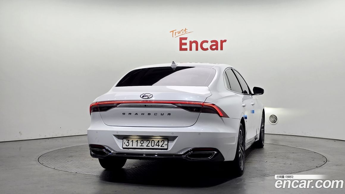 Hyundai Grandeur 2022