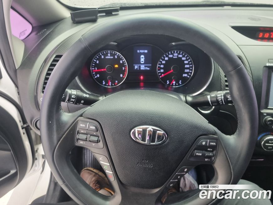 Kia K3 2015