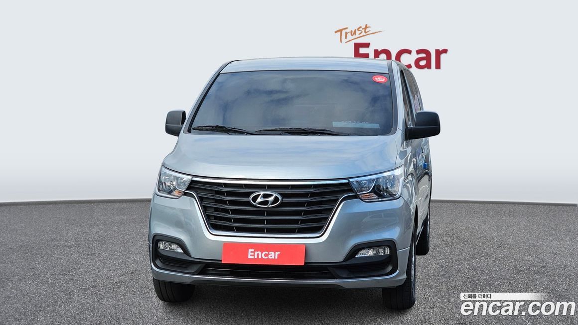 Hyundai Starex 2021