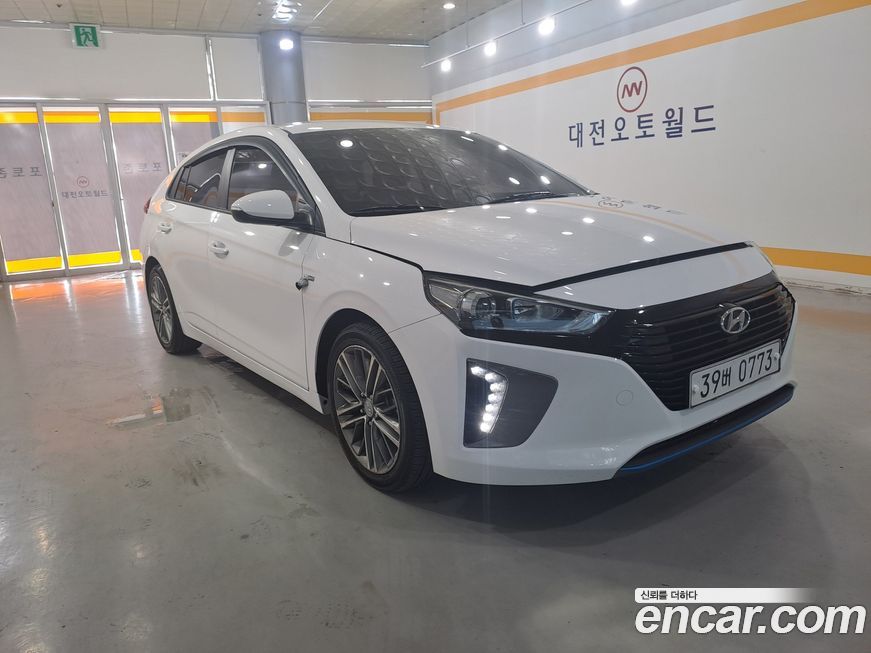 Hyundai Ioniq 2016