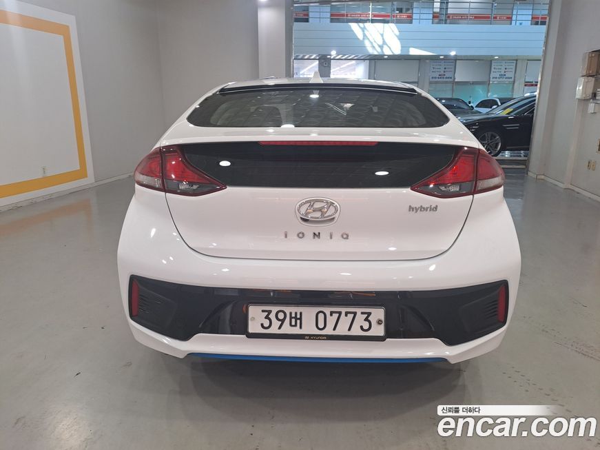Hyundai Ioniq 2016