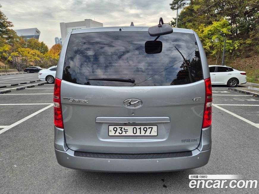 Hyundai Starex 2021