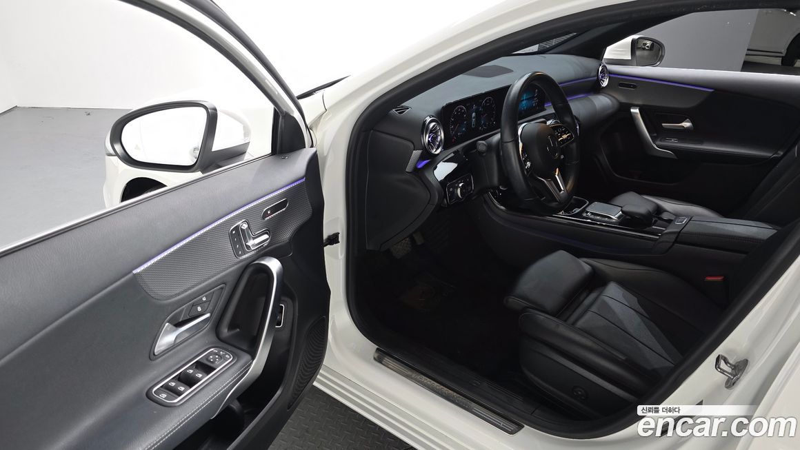 Mercedes-Benz A-Class 2021