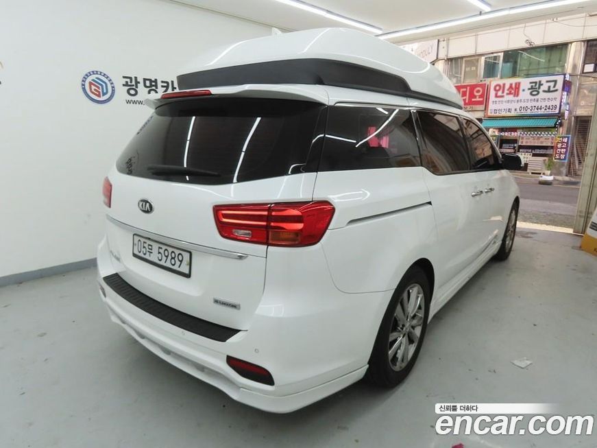 Kia Canival 2019