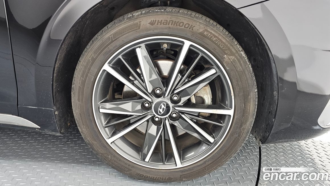 Hyundai Grandeur 2021