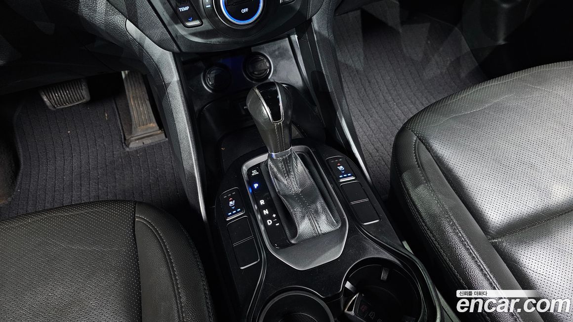 Hyundai Santafe 2015