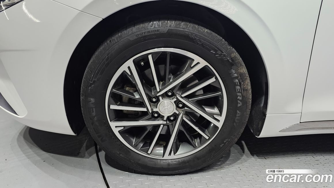 Hyundai Grandeur 2022