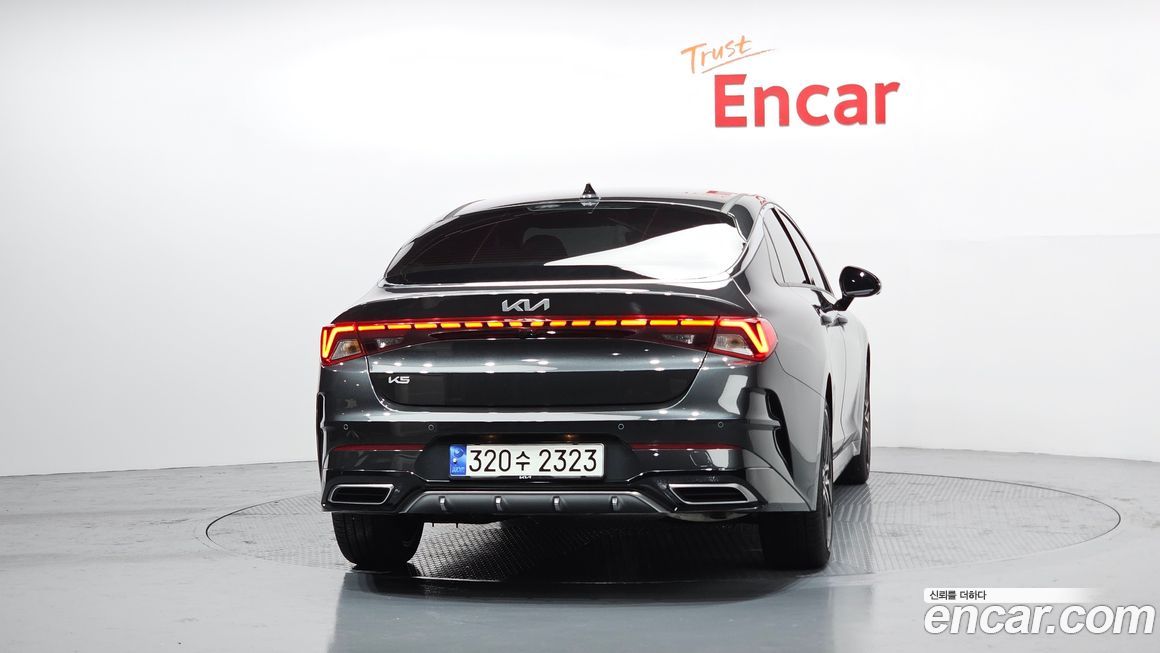 Kia K5 2023
