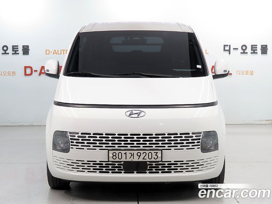 Hyundai Staria 2023