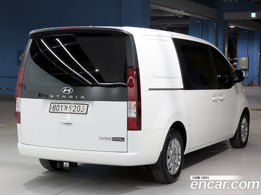 Hyundai Staria 2023