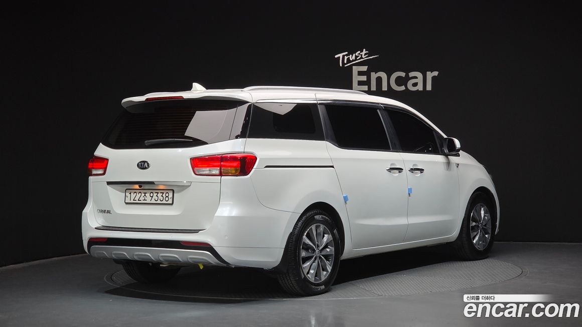 Kia Canival 2016