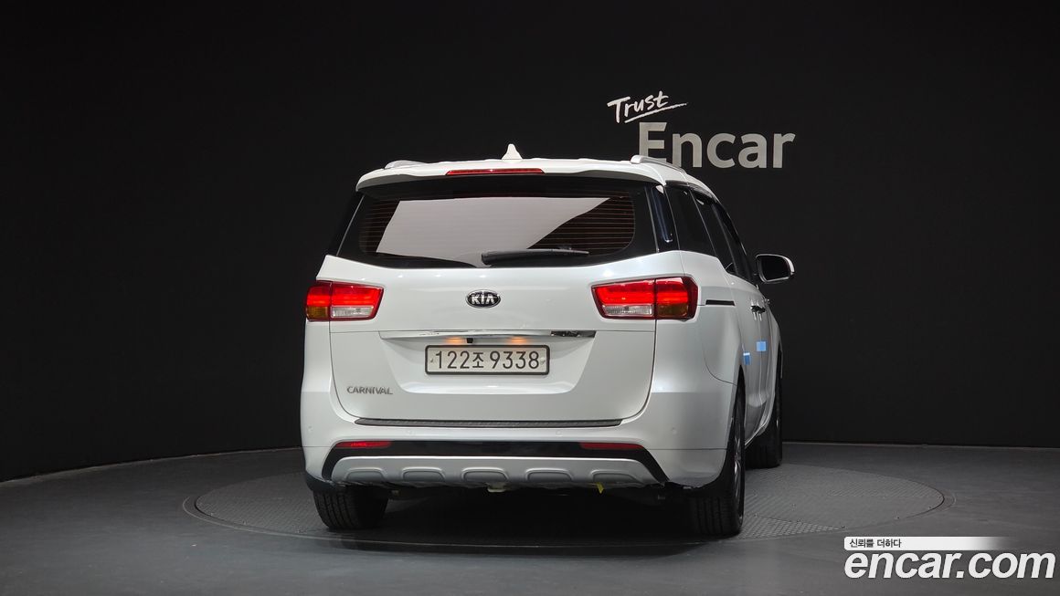 Kia Canival 2016
