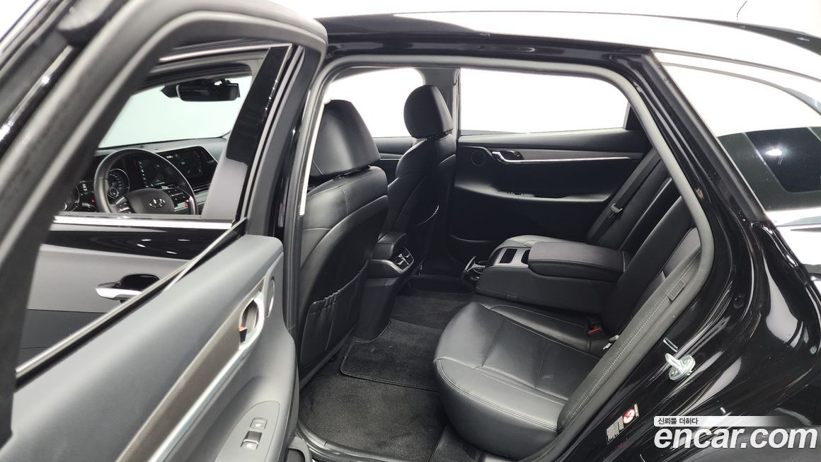 Hyundai Grandeur 2020