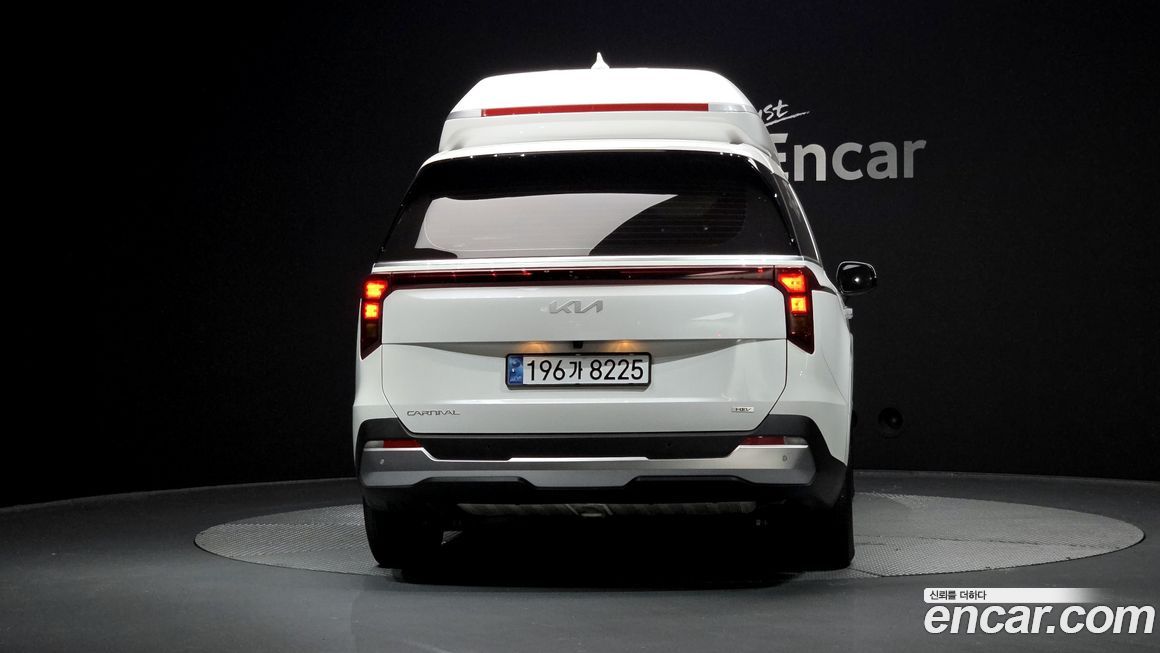 Kia Canival 2024