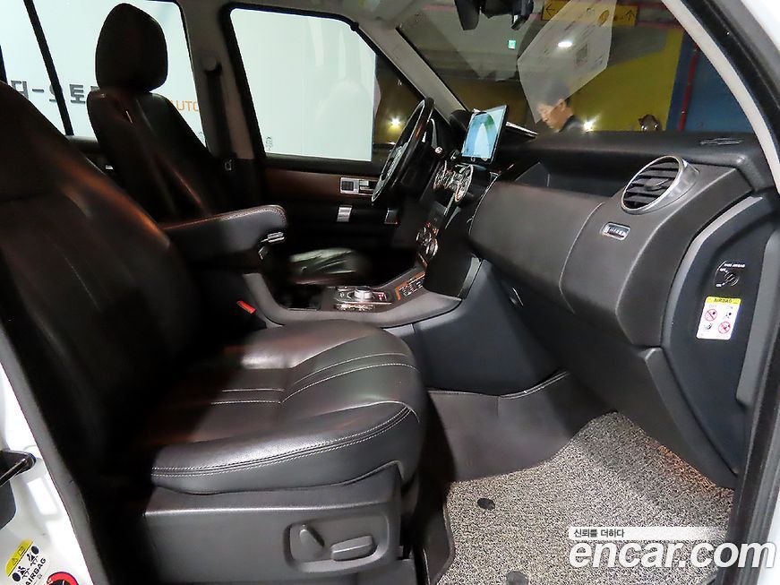 Land Rover Discovery 2016