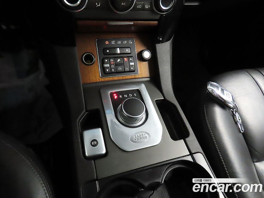 Land Rover Discovery 2016