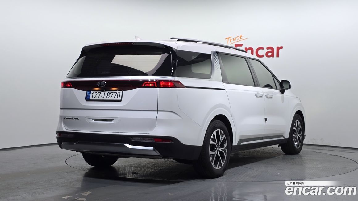 Kia Canival 2021