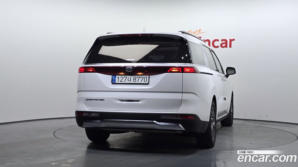 Kia Canival 2021