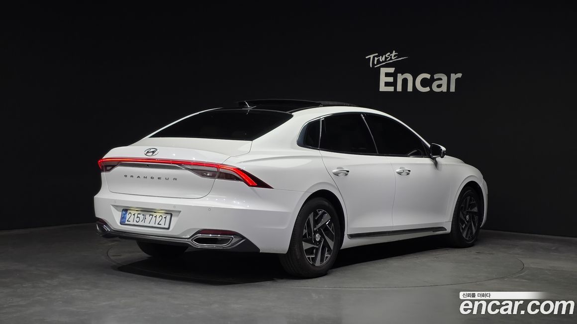 Hyundai Grandeur 2022