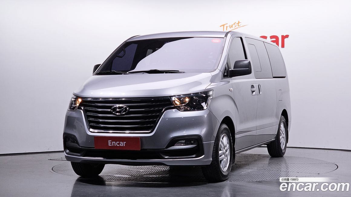 Hyundai Starex 2019