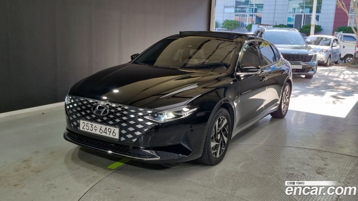 Hyundai Grandeur 2022