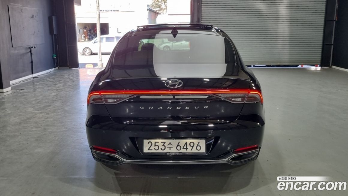 Hyundai Grandeur 2022