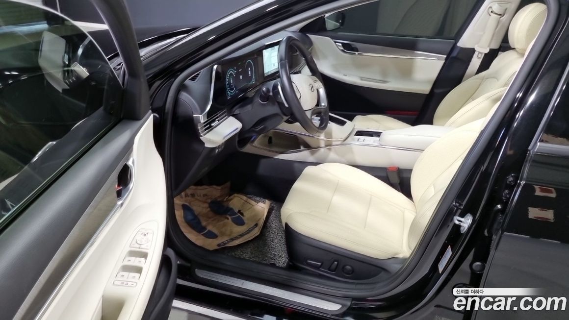 Hyundai Grandeur 2022