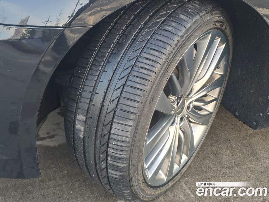 Hyundai Genesis 2016