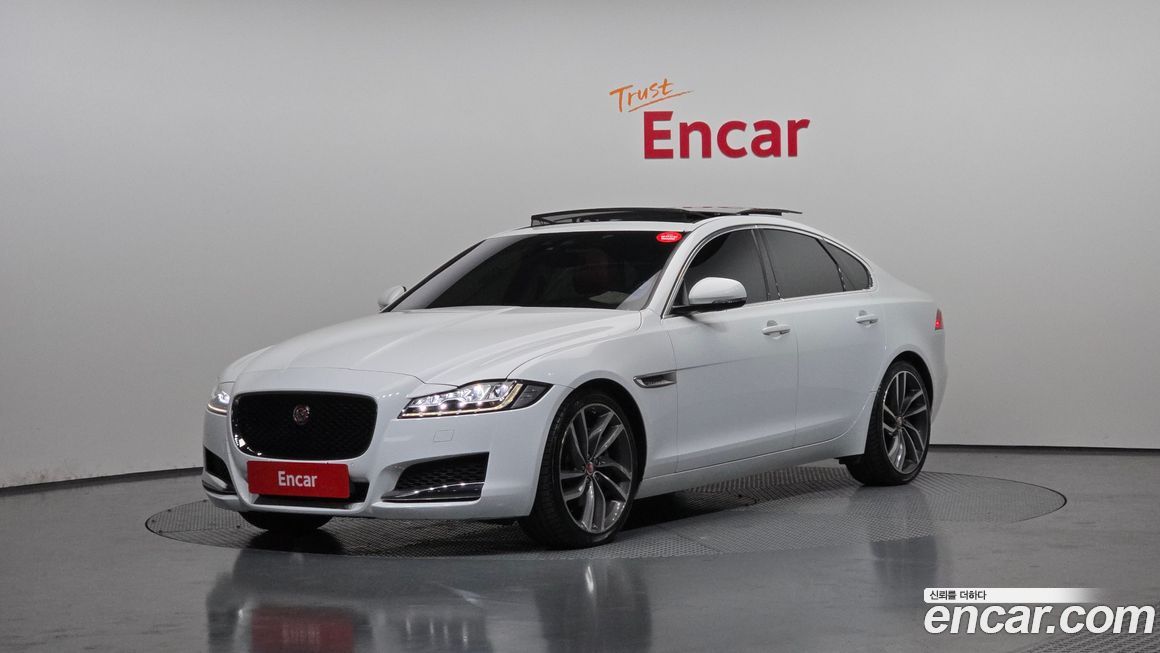 Jaguar XF 2016